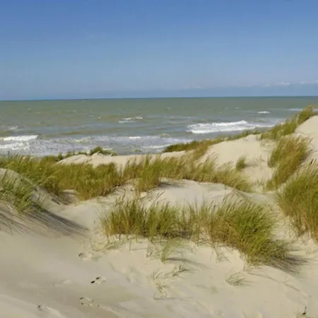 By Belgian Coast With Sun Terrace, Cleaning Included *