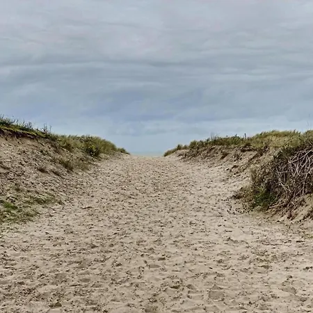 By Belgian Coast With Sun Terrace, Cleaning Included Apartamento Oostduinkerke